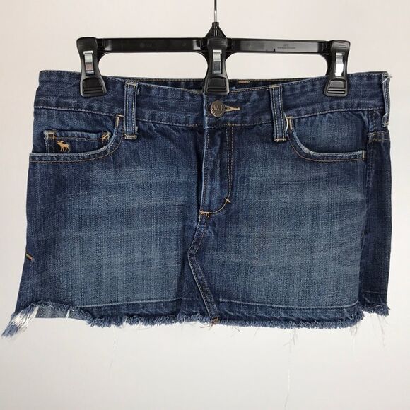 Abercrombie & Fitch Dresses & Skirts - Abercrombie & Fitch Denim Women’s Skirt Size 4